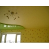 Мини-фото: Двухуровневый натяжной потолок желто-зеленый
