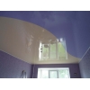 Мини-фото: Криволинейная спайка натяжной потолок фиолетово-белый №2