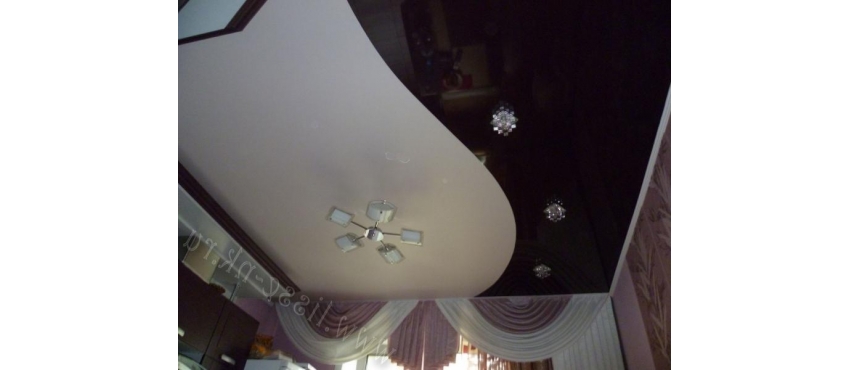 Фото: Криволинейная спайка натяжной потолок черно-белый