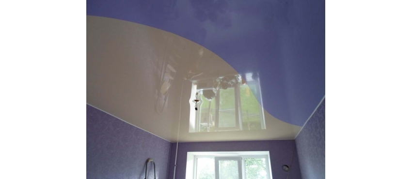 Фото: Криволинейная спайка натяжной потолок фиолетово-белый №2